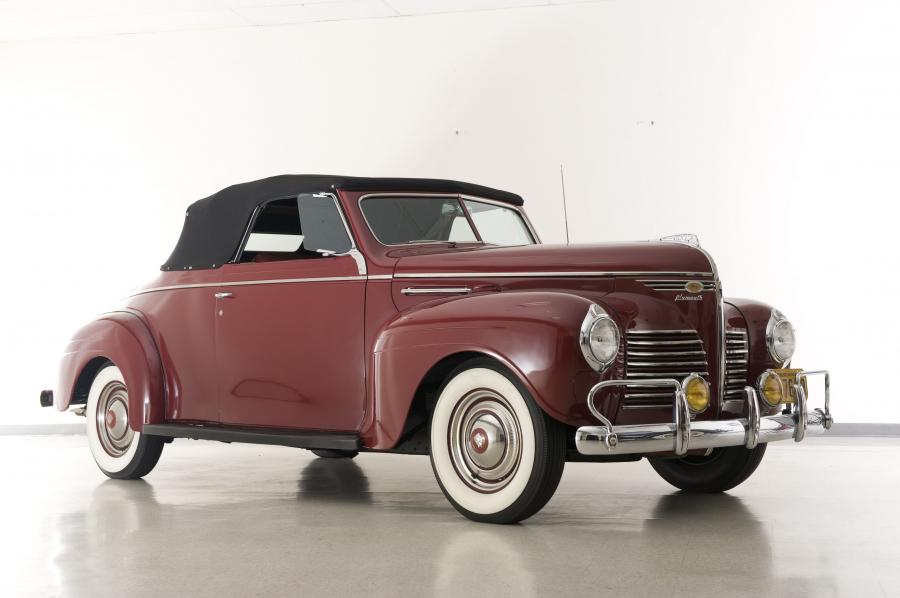  Plymouth Deluxe P-10 Convertible Coupe 1940 года  (фото 1 из 4)